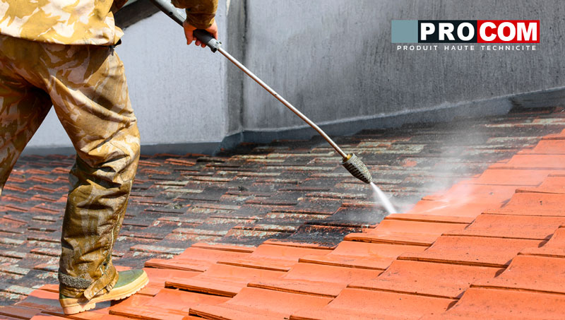 Éliminer la mousse d'un toiture, comment faire ? quel produit utiliser ?